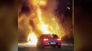 고속도로서 SUV '활활'&hellip;"이상 느끼고 차 세우자 불"