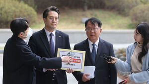 서민석, '박상용 검사 통화 녹취' 검찰에 제출&hellip;"직접 녹음한 원본"