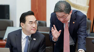 2차 추경 가능성에&hellip;박홍근 "추가 타격 심대하면 재정 여력 봐서 판단"