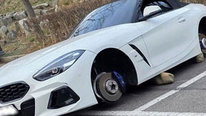 인천 주차장 돌며 차량 5대 바퀴 훔친 2인조 검거