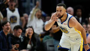 NBA 골든스테이트 커리, 2개월 만의 부상 복귀전서 29점