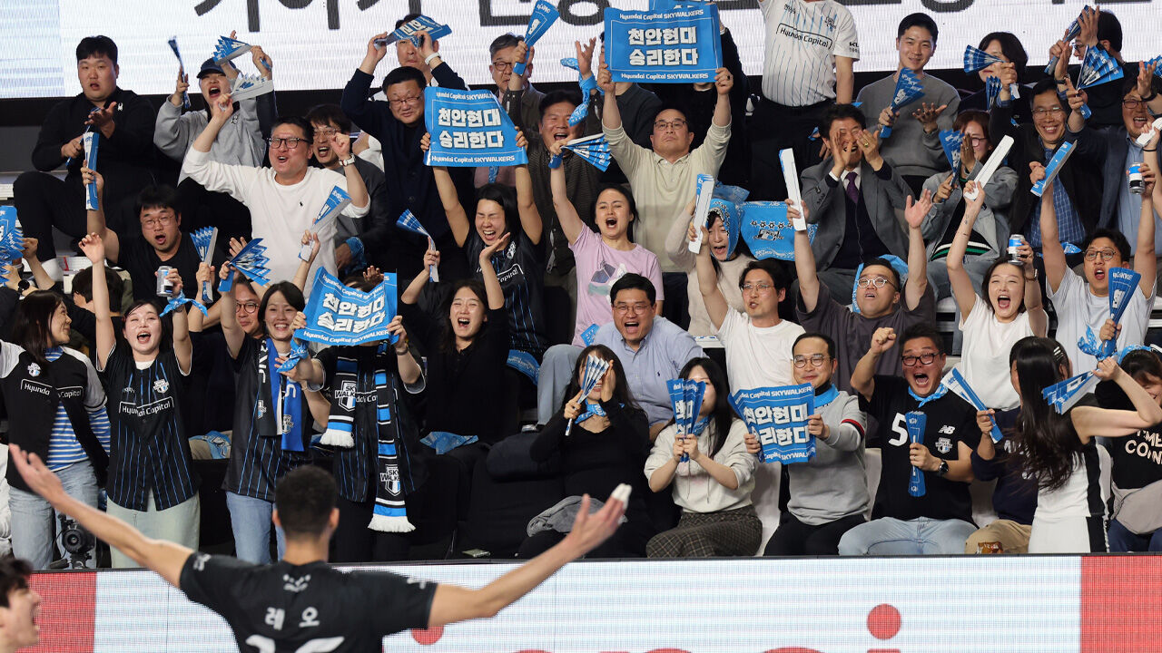 현대캐피탈 '판정 논란' 딛고 남자배구 챔피언결정전 2패 뒤 첫 승