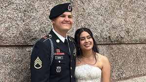 갓 결혼한 병사의 아내를&hellip;군부대서 "제발" 애원했지만 