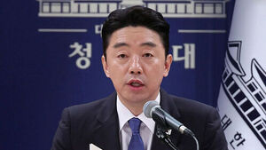 강훈식, 카자흐 등 출국&hellip;"이란과 일대일 협상은 위험"