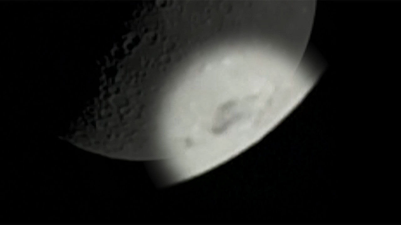 아르테미스 2호 우주선이 관측한 '오리엔탈레 분지'