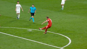 뮌헨, 4강 진출 '코앞'&hellip;헤리 케인의 쐐기골