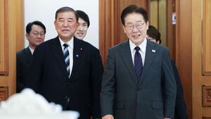 이 대통령, 이시바 전 일본 총리와 오찬&hellip;"한일 협력 감사"