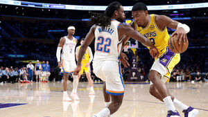 돈치치도 없고, 제임스도 없고&hellip;레이커스, OKC에 36점 차 완패