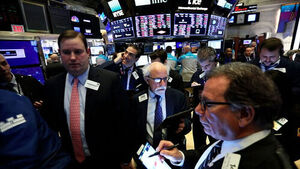 미&middot;이란 협상 대기 속 인플레이션 우려&hellip;뉴욕증시 혼조 마감