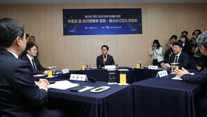 배경훈 "통신 3사, 환골탈태할 시점"&hellip;이통 3사 "보안 강화&middot;AI 투자 확대"