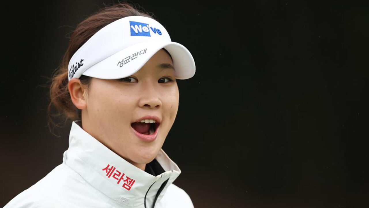 슈퍼 루키 김민솔, KLPGA 투어 iM금융오픈 1R 단독 1위