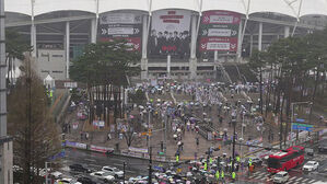 'K팝 사상 최대' BTS 월드 투어&hellip;고양서 막 올랐다