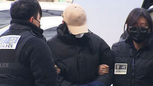 첫 재판서 "살인 고의 없었다"&hellip;유족들 "사형 내려야"