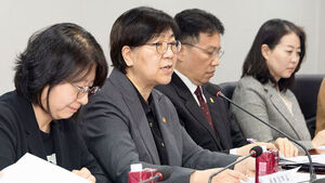 '시설 대기' 아동부터 '입양 가정 결연' 우선 심의