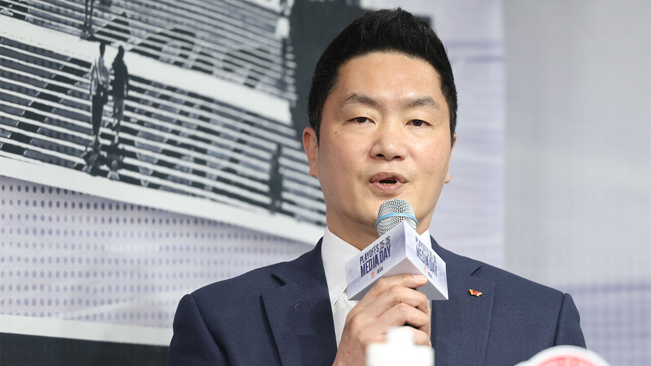 SK 전희철 감독, '고의 패배' 의혹에 "죄송하다…재정위서 소명"