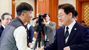 이 대통령 "2년 기간제법, 노동자 보호 아닌 고용금지법&hellip;대안 필요"