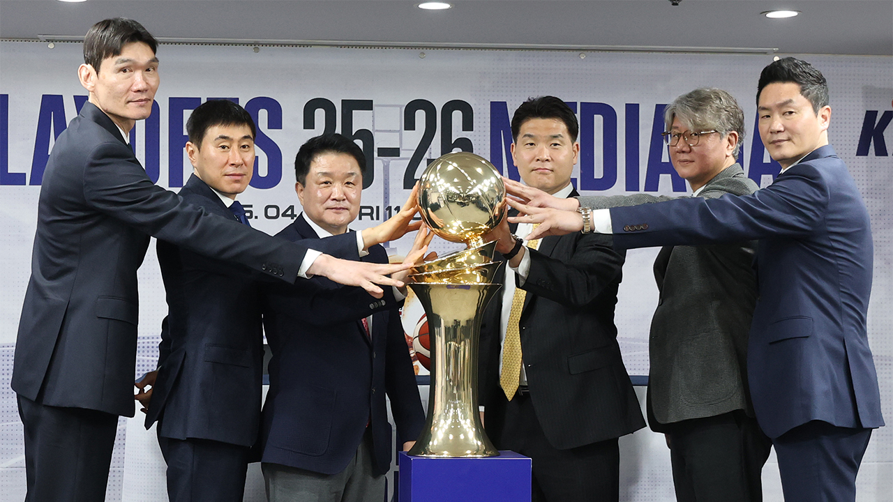  첫 통합 우승 · '0% 신화' 도전 …'봄 농구' 출사표