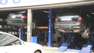 최민희 의정활동용 차량 바퀴에 젓가락&hellip;경찰 "국과수 감정 의뢰"