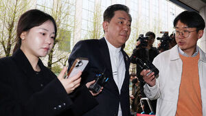 '13가지 의혹' 김병기 7차 경찰 조사 출석