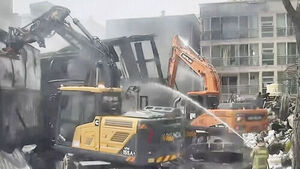 [영상] 울산 창고형 매장 화재로 6명 부상&hellip;9시간여 만에 진화