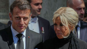 마크롱 프랑스 대통령, 레오14세 교황 알현