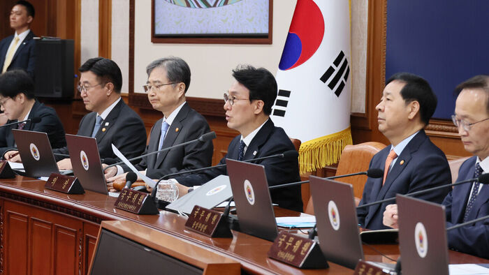 정부, 26.2조 '전쟁 추경' 국무회의 의결&hellip;소득하위 70% 지원