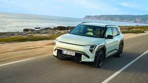 1분기 전기차 구매 20대가 가장 많아&hellip;보조금&middot;가격 인하 통했다