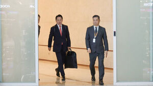 장동혁, 미국행 앞당겨 어제 출국&hellip;"자유의 최전선 워싱턴으로"