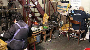 원자재 가격 급등에 '직격탄'&hellip;'동네 공장' 줄줄이 멈춘다