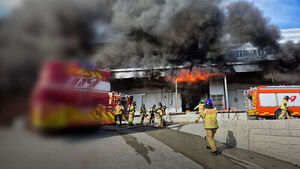 '완도 냉동창고 화재' 토치 작업한 30대 외국인 구속영장