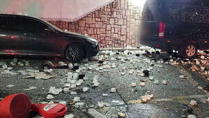 청주 상가서 가스폭발&hellip;차량 뒤집히고 유리창 산산조각