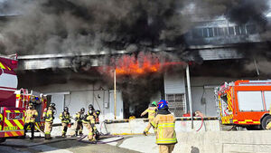 '소방관 2명 순직' 완도 냉동창고 화재&hellip;중국 국적 30대 입건