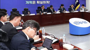 "5&middot;2부제로 운행 거리↓&hellip;보험료 인하안 다음 주 발표"