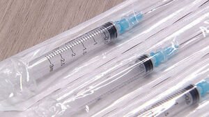 주사기&middot;침 매점매석 금지 고시&hellip;신고센터 운영