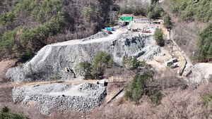 "연간 수입량의 380배" 깜짝&hellip;한국 광산의 반격 [XR]