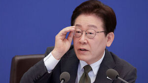 이 대통령, 규제합리화위 첫 회의 주재&hellip;"똑똑한 규제로 대도약"