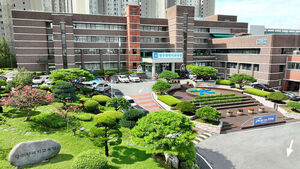 광주 한 중학교서 학생이 교사 밀쳐&hellip;뇌진탕 증상