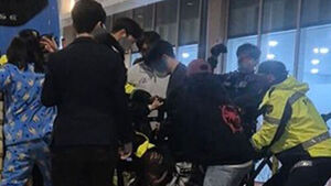 지혜복 교사, 서울시교육청 옥상서 고공농성 중 연행