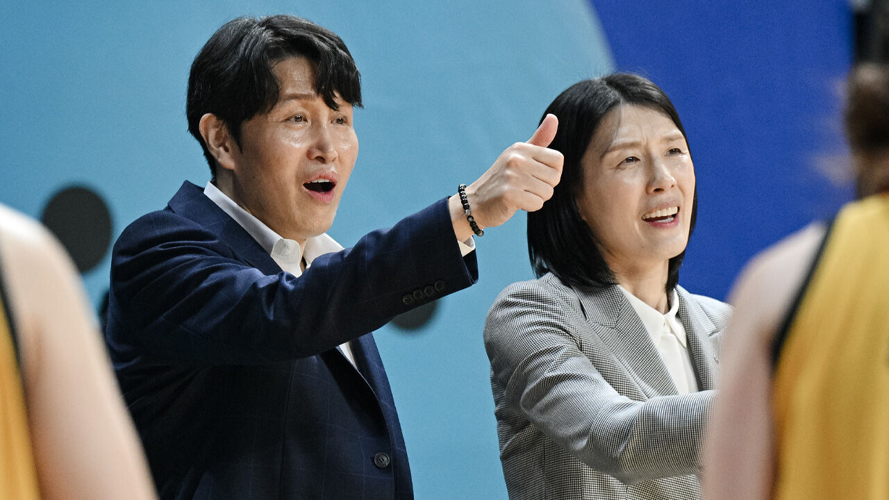 우리은행, 전주원 감독 선임…위성우 총감독으로 물러나