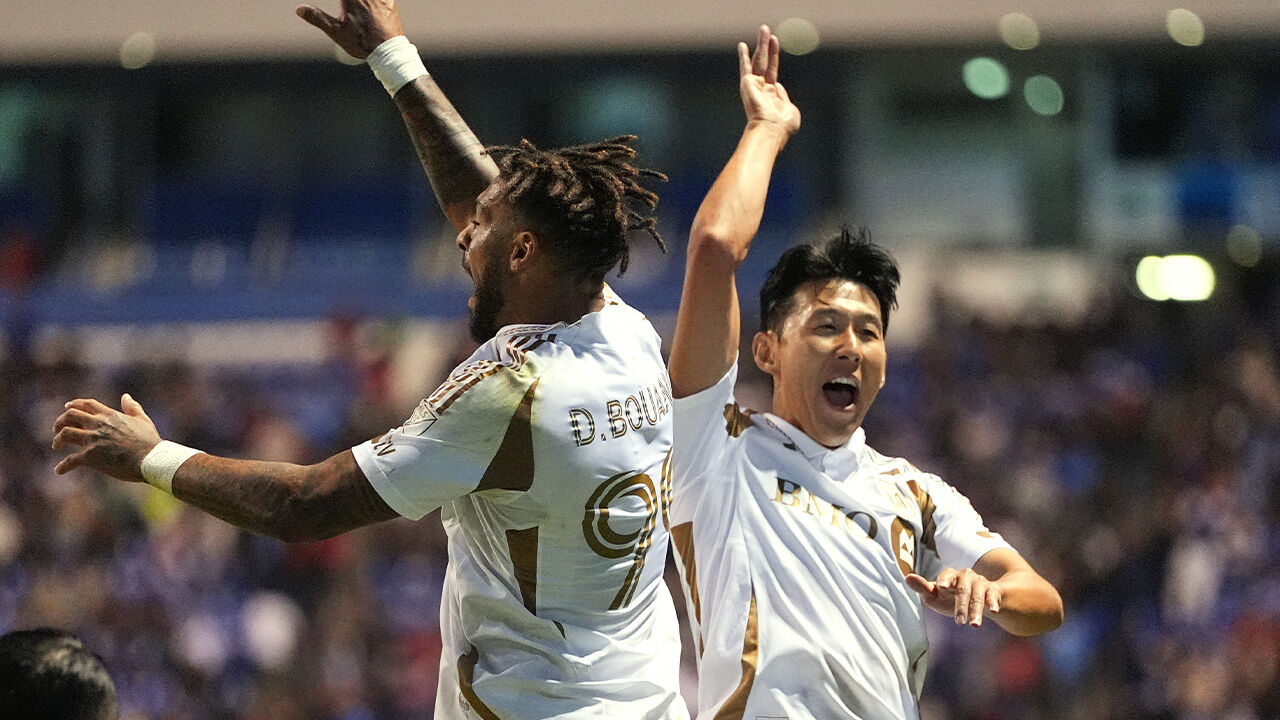 손흥민, 멕시코 고지대서 풀타임…LA FC, 북중미컵 3년 만에 4강 진출