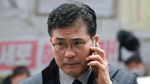 '식사비 대납 의혹' 경찰, 이원택 의원 사무실 압수수색