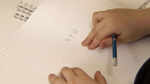 점자교과서 법안 개정됐지만&hellip;쪽대본 우려 여전한 이유