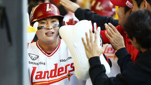 프로야구 SSG, 고명준 3점포 앞세워 두산 꺾고 6연패 '끝'