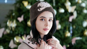 "돈 보내면 테러에" 삭제한 미스 이란&hellip;새 글 올렸다