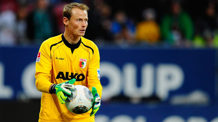 오스트리아 골키퍼 마닝거, 열차 충돌 사고로 48세에 사망