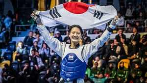 태권도 유망주 이시우, 세계청소년선수권 여자 49㎏급 금메달