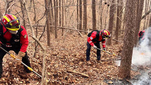 평창 대관령서 산불&hellip;헬기 6대 투입해 진화 중