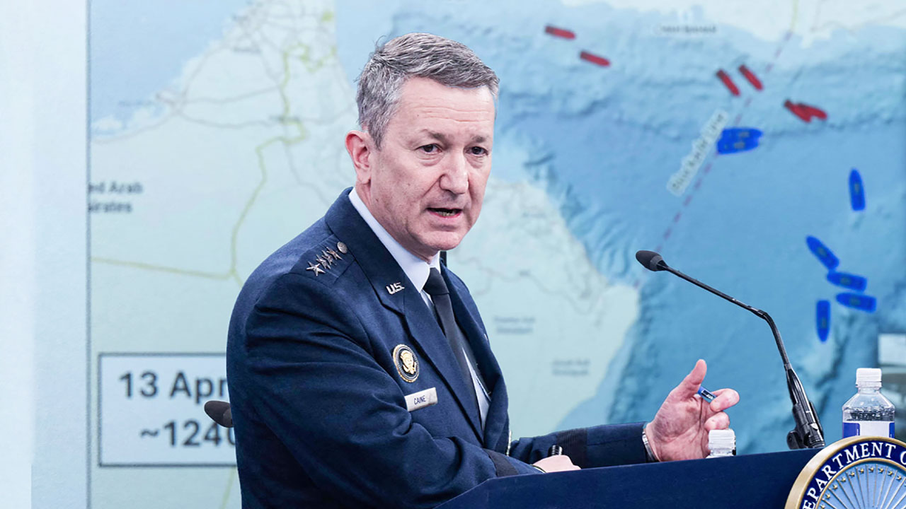 아직도 발 묶인 26척 선박…'호르무즈 정상화' 언제쯤?