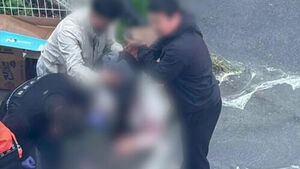 "살려달라" 사천 한낮 흉기 난동&hellip;60대 긴급체포