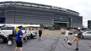 북중미월드컵, 뉴욕-월드컵경기장 왕복 기찻값 22만원&hellip;평소의 12배나 된다